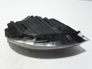 VOLVO V40 (2012–2019) Headlight 31677020 - 7