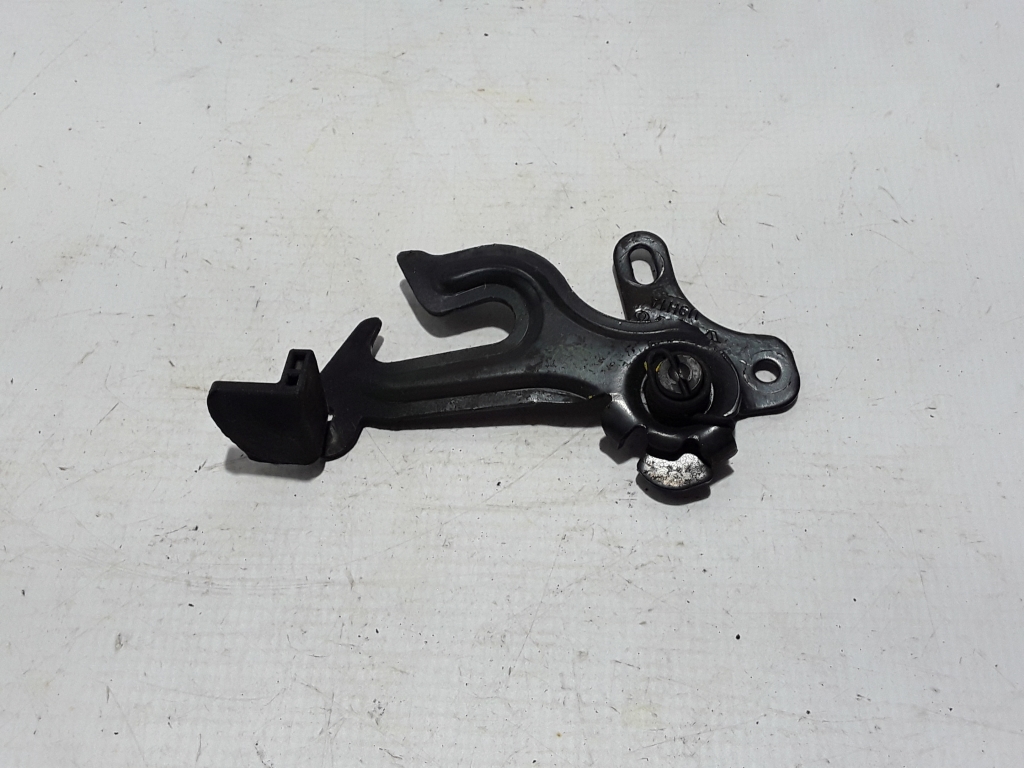 VOLVO V40 2 generation (2012-2020) Verrouillage du capot 31425791 22427675