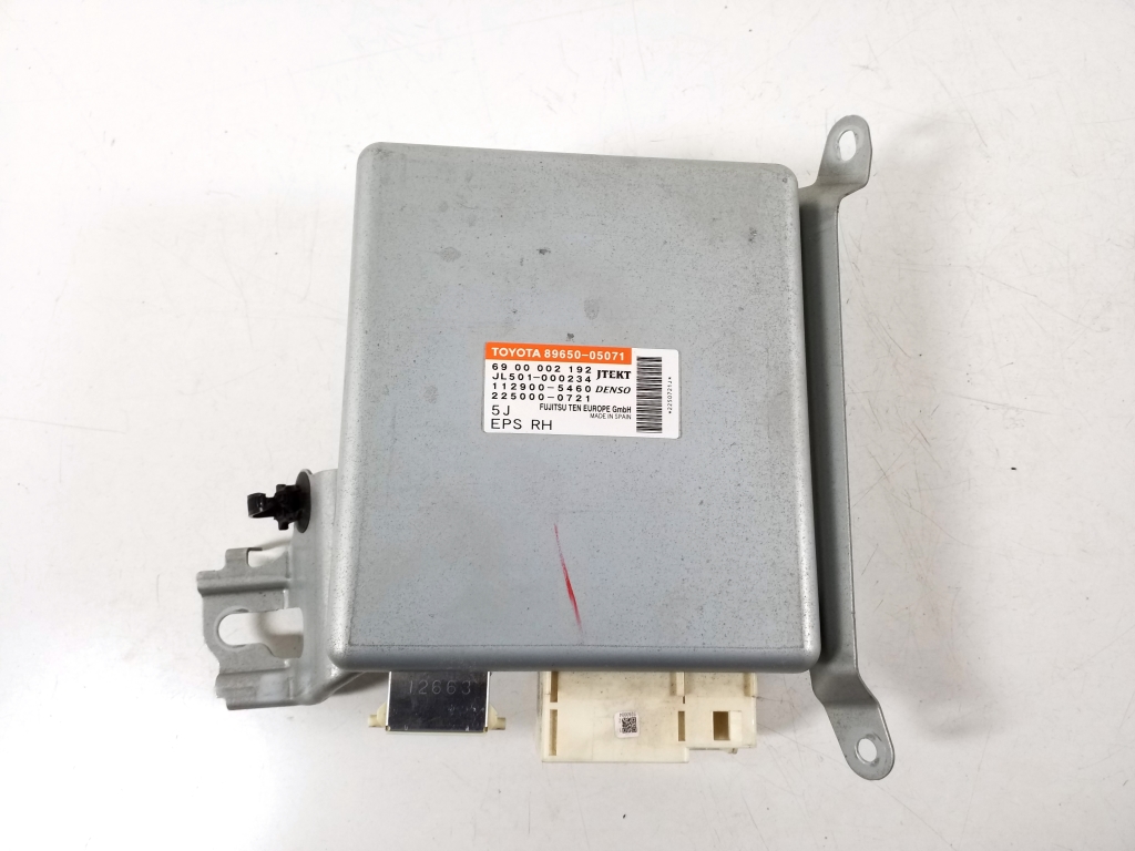 TOYOTA Avensis T27 9 generation E120/E130 (2000-2007) Module de commande de crémaillère de direction 89650-05071 21024287