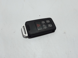   Ignition key 