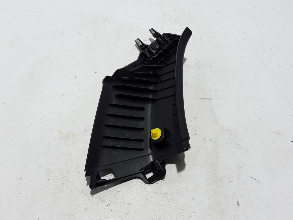 VOLVO V40 2 generation (2012-2020) Garniture de montant latéral droit 31305358 22427558