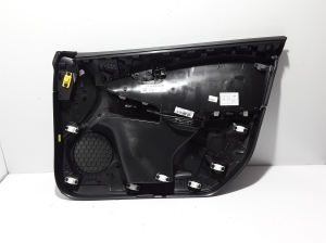 VOLVO V40 (2012–2019) Front door panel 39815390 - 2
