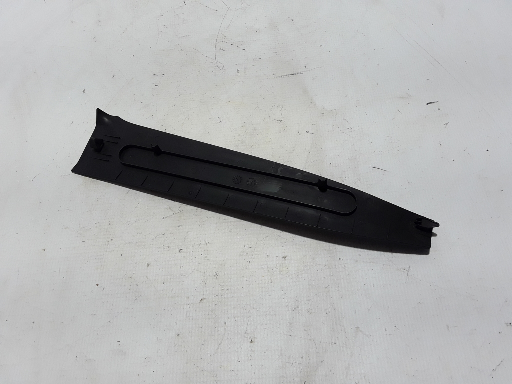 VOLVO V40 2 generation (2012-2020) Panel trim shield 31102348 22427526