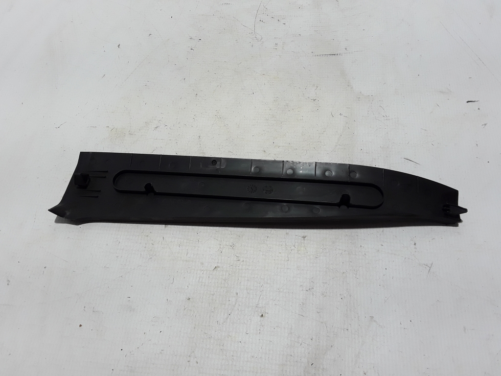 VOLVO V40 2 generation (2012-2020) Panel trim shield 31102347 22427525