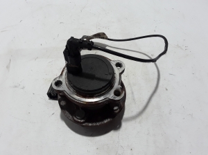 VOLVO V40 (2012–2019) Rear bearing 31406755 - 3
