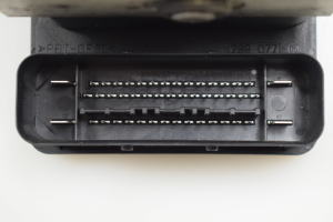 Ford Focus (2004–2011) ABS unit 8M512C405AA - 4
