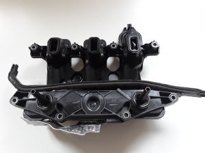 NISSAN X-Trail T32 (2013–2021) Ansaugkrümmer 118301003R - 2
