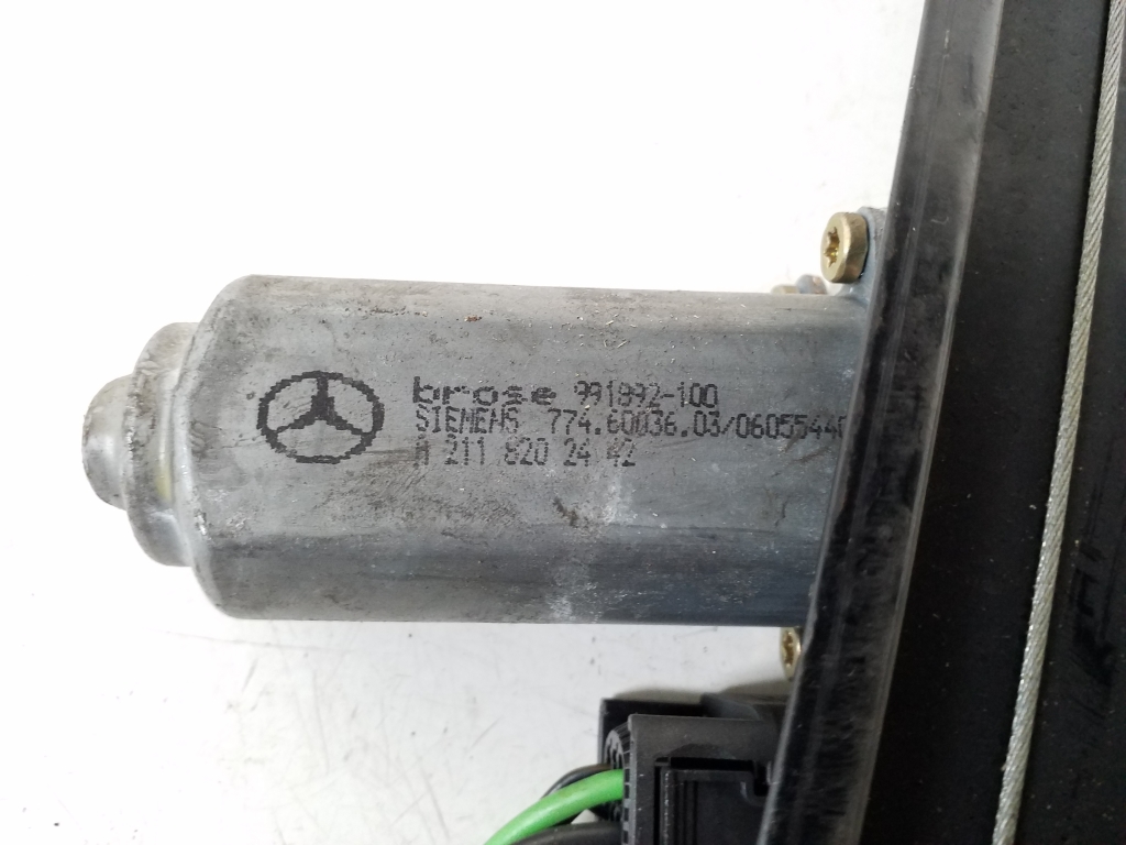 MERCEDES-BENZ E-Class W211/S211 (2002-2009) Стеклоподъемник задней правой двери A2117300446 21024166