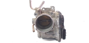  Accelerator valve 