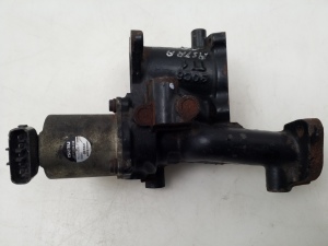 Opel Astra H (2004–2010) Ventil Abgasrückführung 8973586130 - 2