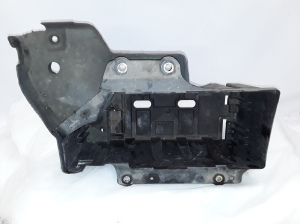 RENAULT Master II (1998–2010) Batteriehalter 8200544772 - 2