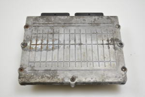 LEXUS LS (2000–2006) Mootori juhtplokk 67R010098 - 4
