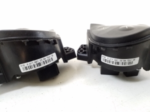 Mercedes Benz E-Class W211 (2002–2009) Steering wheel switch A2118213358 - 2
