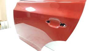  Rear side doors 