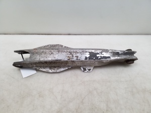 Rear control arm