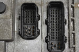 Smart Fortwo (1998–2007) Engine control unit 0003107V007 - 4