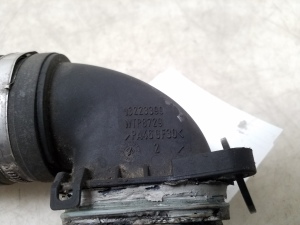 Opel Zafira B (2005–2014) Vahejahuti voolik 13223399 - 3