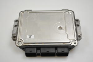 Ford Focus (2004–2011) Engine control unit 9M5112A650BF - 2