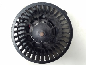Heizungsgebläsemotor - U18651810A 