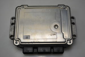 Peugeot 308 (2007–2015) Engine control unit 9664257580 - 2