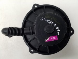Hyundai Sonata (1998–2004) Heater blower motor 971093D000 - 2