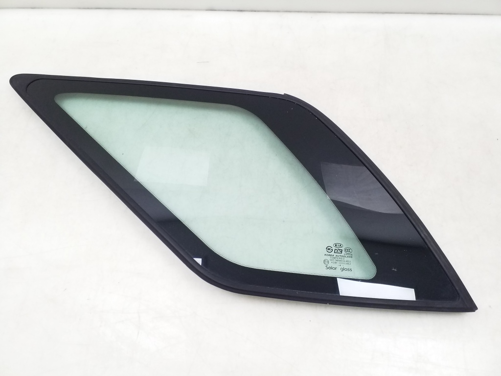 KIA Sorento 1 generation (2002-2011) Ľavé bočné zadné okno karosérie 25058307