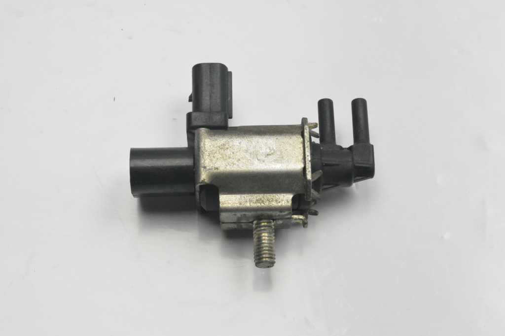 Used Ford Mondeo Solenoids 4M5G9A500