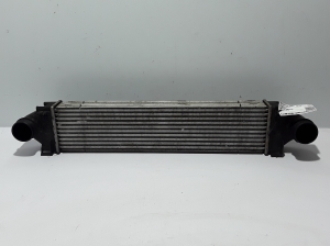   Intercooler radiaator 