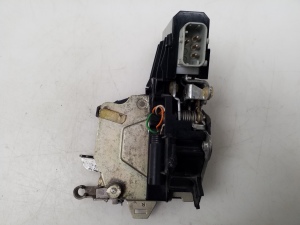 Front door lock - 8352165