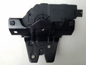 Trunk lid lock - 8196401 