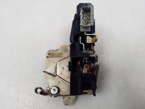 Rear side door lock