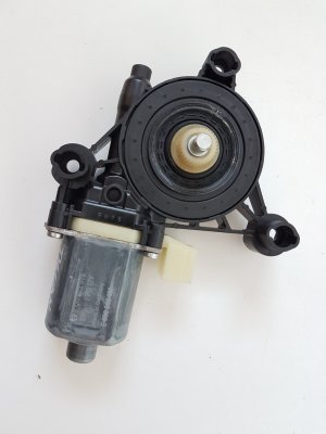   Front door window motor 