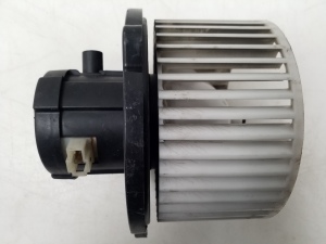 Kia Rio (1999–2005) Heizungsgebläsemotor F00S320030 - 3