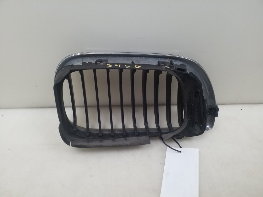 BMW 3 Series E46 (1997-2006) Front Upper Grill 7030547 25060411