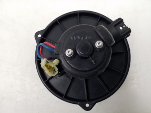 Mitsubishi Carisma (1995–2004) Heater blower motor 0130111191 - 2