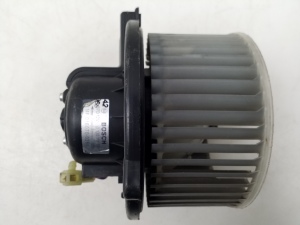 Mitsubishi Carisma (1995–2004) Heater blower motor 0130111191 - 3
