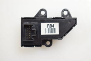 Kia Rio (2011–2017) Turvapatjade lüliti 299107818 - 3