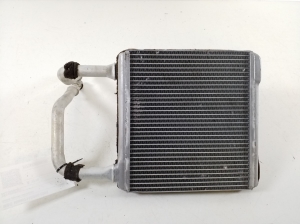  Interior shoulder radiator 