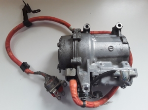   Air conditioner compressor 