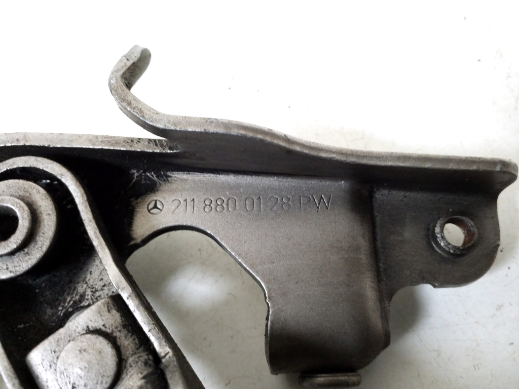 MERCEDES-BENZ E-Class W211/S211 (2002-2009) Front Left Bonnet Hinge A2118800128 21024868