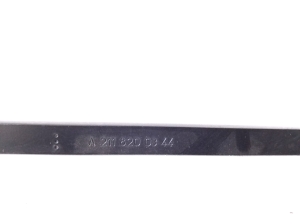 Mercedes Benz E-Class W211 (2002–2009) Windshield wiper arm A2118200344 - 3