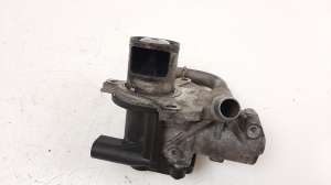  EGR valve 