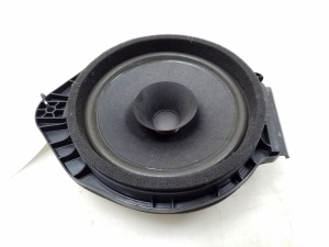   Rear side door speaker 