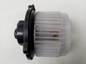 TOYOTA Yaris Verso (1999–2006) Salongi puhuri mootor 1940000821 - 3