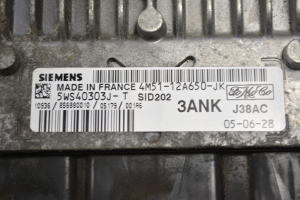 Ford Focus (2004–2011) Engine control unit 4M5112A650JK - 3
