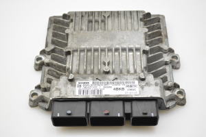 Ford Focus (2004–2011) Engine control unit 6M5112A650YB - 3