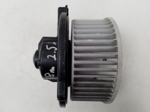 Mitsubishi Galant (1996–2006) Heater blower motor 1940000800 - 3