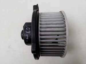 Mazda 6 (2002–2007) Heizungsgebläsemotor 8940000232 - 3