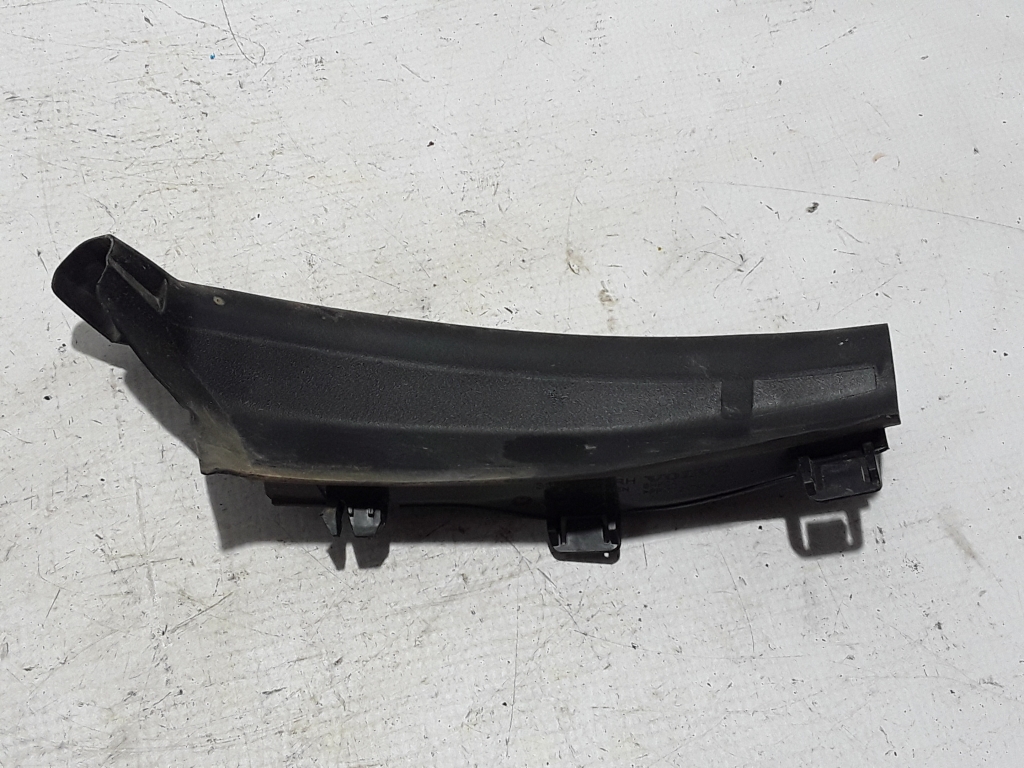 VOLVO XC40 1 generation (2017-2024) Front viskerdeksel Trim 31651565 22428478