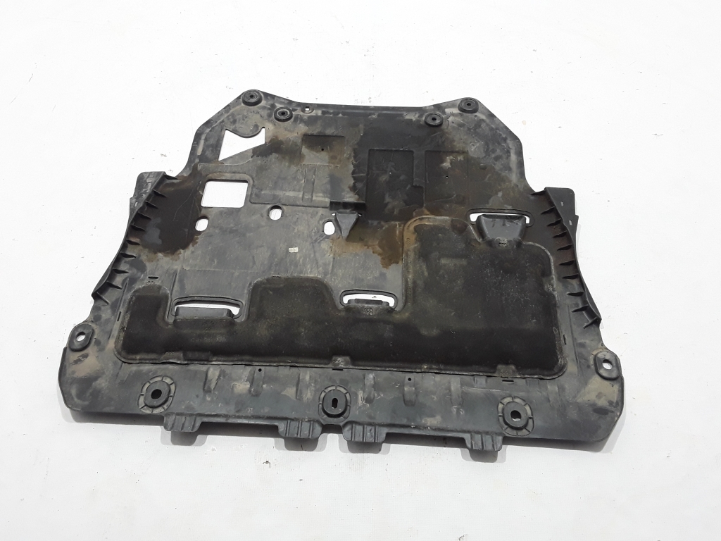 Used VOLVO XC40 Front underbody protection 32226764